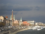 Vista su una sponda di Danubio prima della tempesta