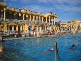 Piscina all'aperto delle Terme Szechenyi