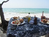 Il pranzo in spiaggia è servito