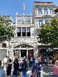 La facciata della libreria Lello