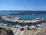 Bellissimo porto rotondo di Vlichàda