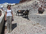 Scalinata di Oia porta al porto