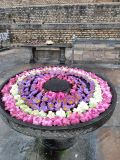 Una composizione floreale buddhista