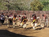 I balli tribali nel villaggio